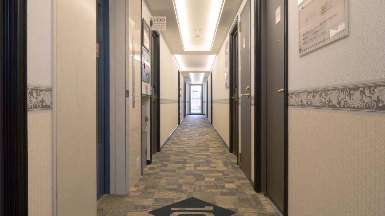 Toyoko Inn Tokyo Eki Yaesu Kita Guchi Экстерьер фото