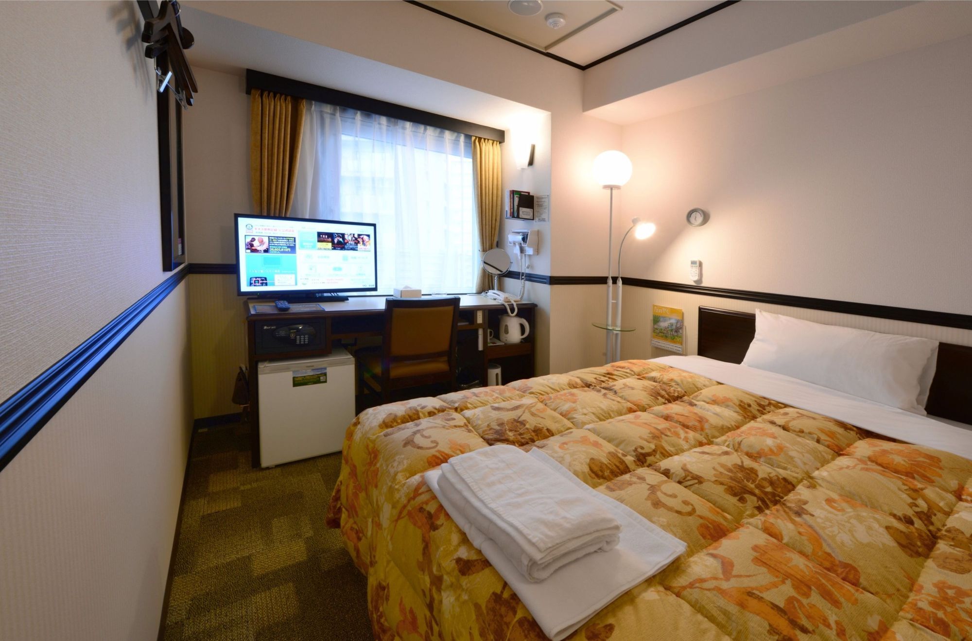 Toyoko Inn Tokyo Eki Yaesu Kita Guchi Экстерьер фото